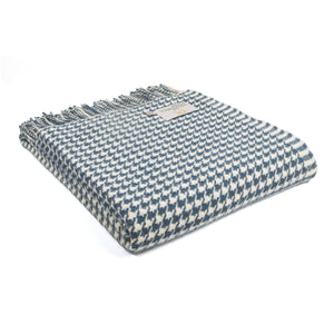 Wool throw - Houndstooth Ink blue